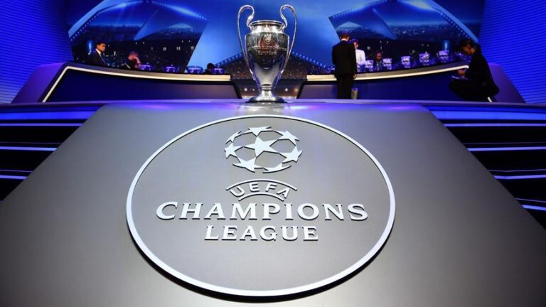 2029 Şampiyonlar Ligi finali için Wembley ile Camp Nou yarışıyor