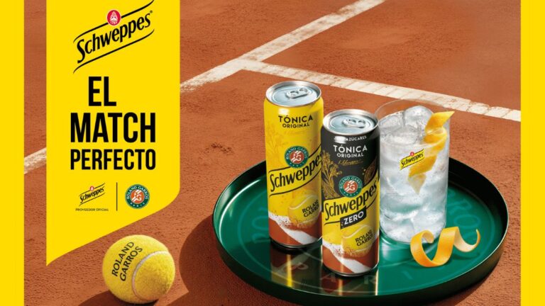 The Schweppes and Roland-Garros logos displayed together on a tennis court background, symbolizing their official three-year partnership.