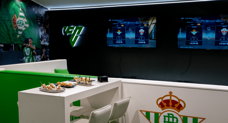 Real Betis Business Club networking space and corporate boxes.