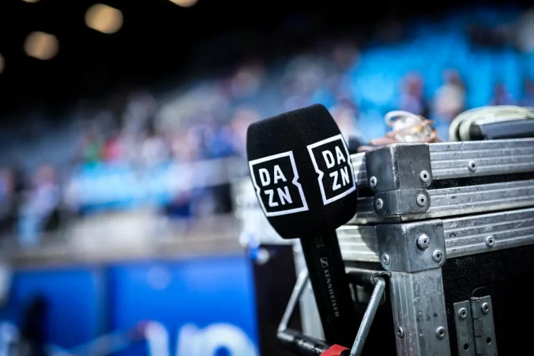 Smartphone screen showing the DAZN app with Serie A live streaming.