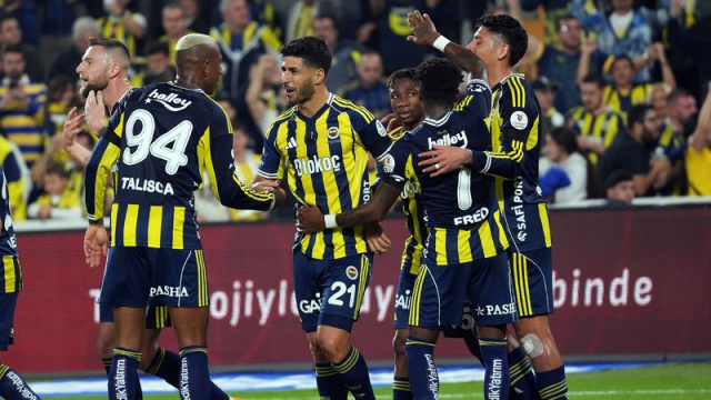 Close-up of the Turkish Airlines logo on the sleeve of a FenerbahÃ§e European match jersey.
