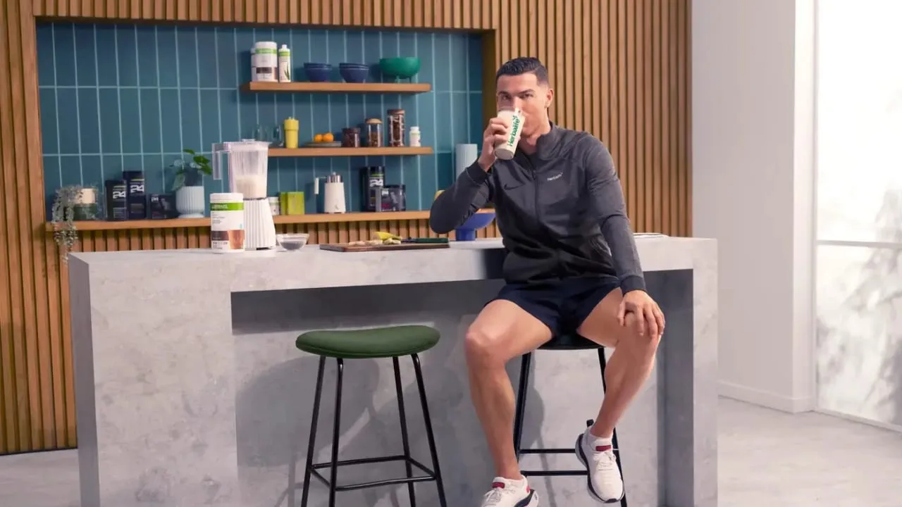 Cristiano Ronaldo and Herbalife CEO Stephan Gratziani announcing the Pro2col equity partnership.