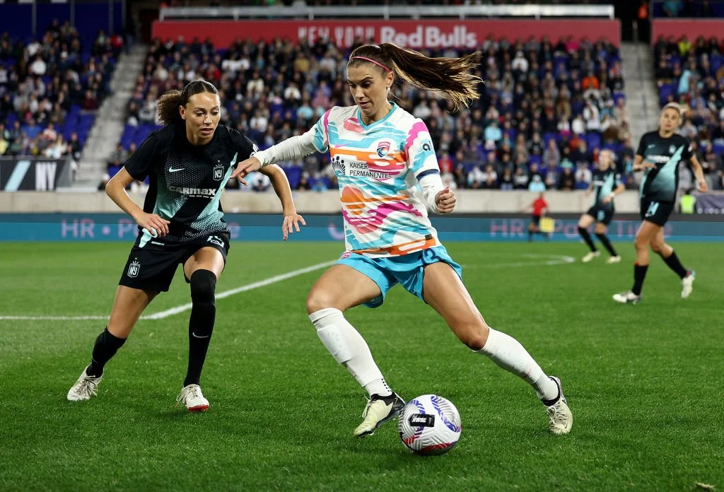 ESPN Womenâ€™s Sports Sundays promotional graphic featuring WNBA and NWSL stars.