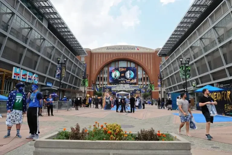 Digital rendering of a modern basketball arena, representing the future home of the Dallas Mavericks.