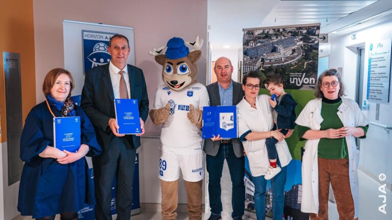 AJ Auxerre Turns Newborns into Fans with â€˜GÃ©nÃ©ration AJA’ Initiative
