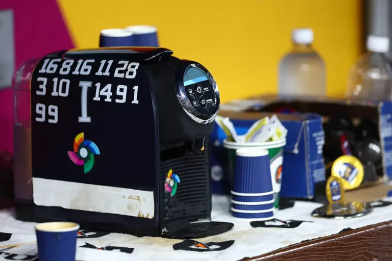 World Baseball Classic Memorabilia Hits the Auction Block