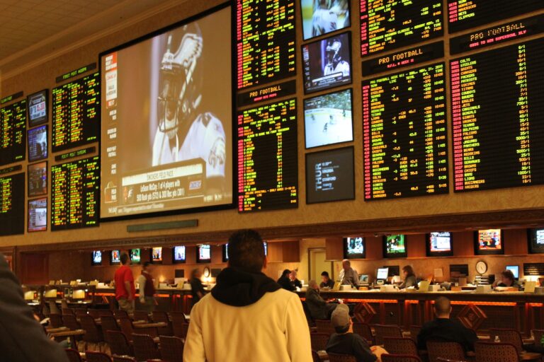 Prediction Markets vs. Sportsbooks: The Battle for the Future of Betting