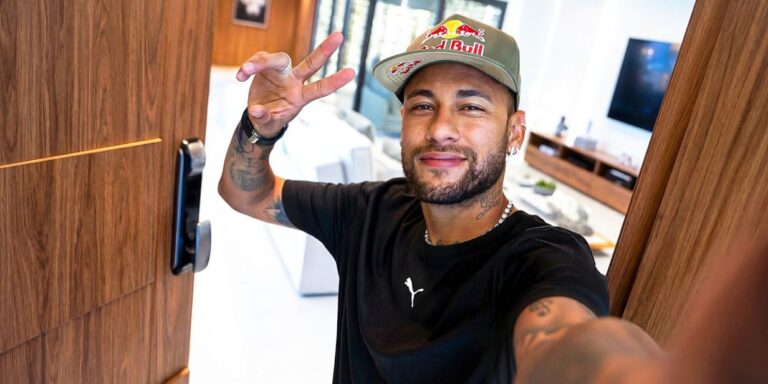 Neymar Launches Personal Documentary Series on YouTube