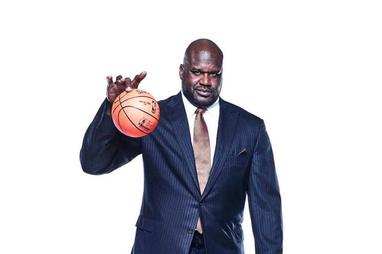 How Shaq and Curry broke free from brand chains