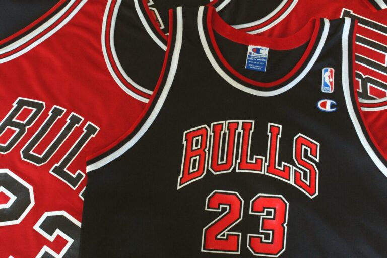 Lukas Walton joins Chicago Bulls ownership group as minority investor