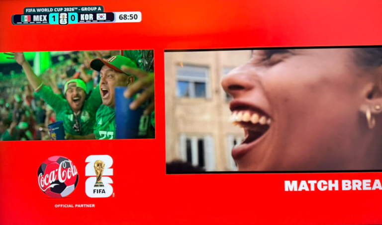 FOX uses split-screen during World Cup hydration breaks